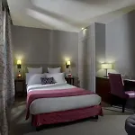 Le Relais Saint Charles 4*