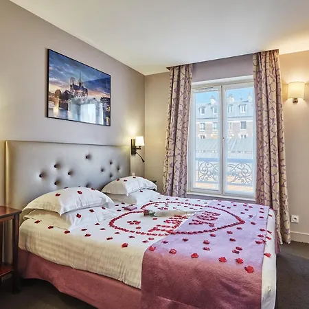Le Relais Saint Charles Szálloda 3*