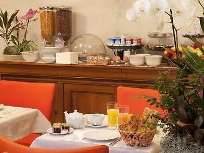 Le Relais Saint Charles Szálloda Párizs