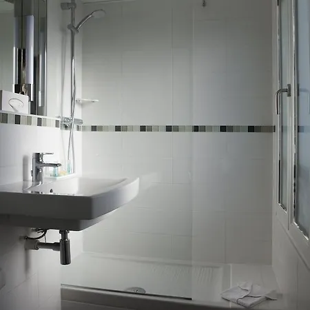 Otel Le Relais Saint Charles Paris