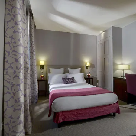 Le Relais Saint Charles Paris