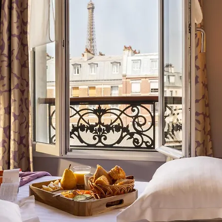Le Relais Saint Charles Hotel 4*