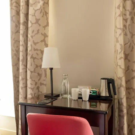 Le Relais Saint Charles Hotell