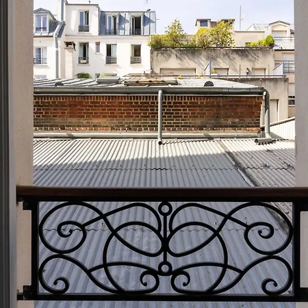 Le Relais Saint Charles Hotel 4*