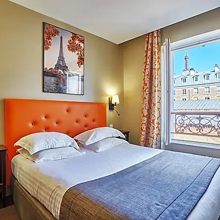 Отель Le Relais Saint Charles Париж