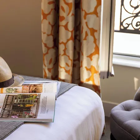 Le Relais Saint Charles Hotel