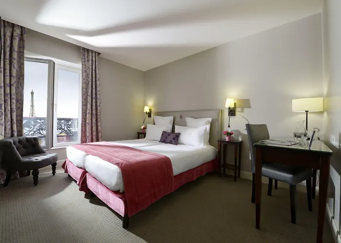 Le Relais Saint Charles 4* Paříž