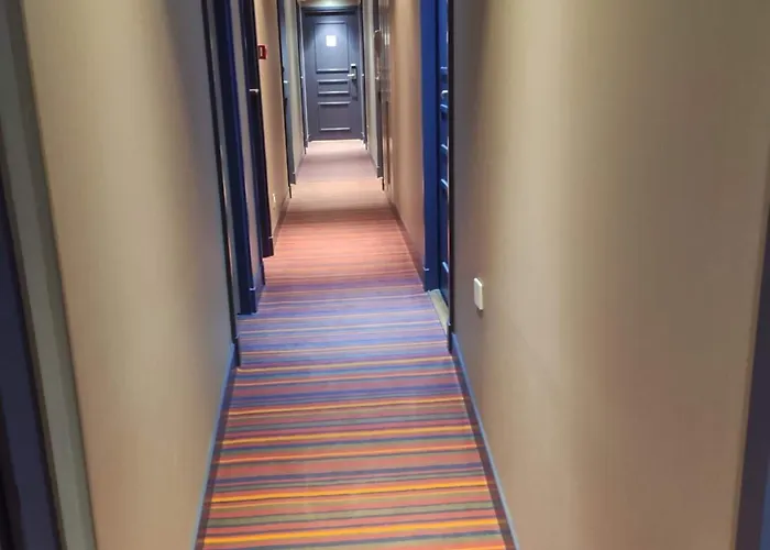 Ξενοδοχείο Le Relais Saint Charles 4*